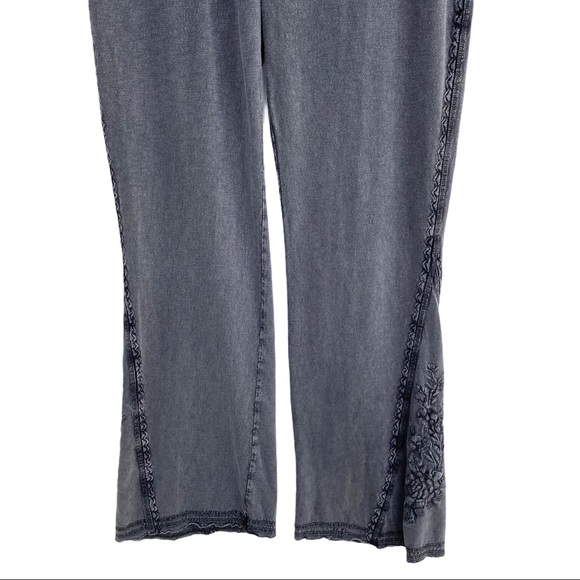 Soft Surroundings Gray Embroidered Wide Leg Pants - Picture 6 of 11